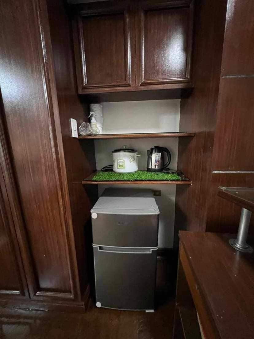 Millennium Plaza Hotel Makati City Dış mekan fotoğraf